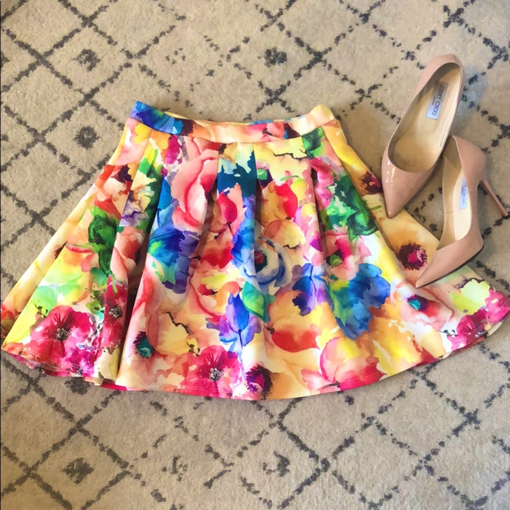 Floral print skirt